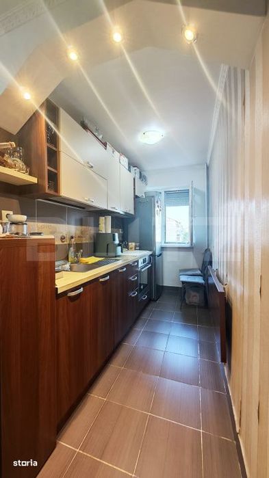 Apartament cu 2 camere, 42 mp, zona Rogerius