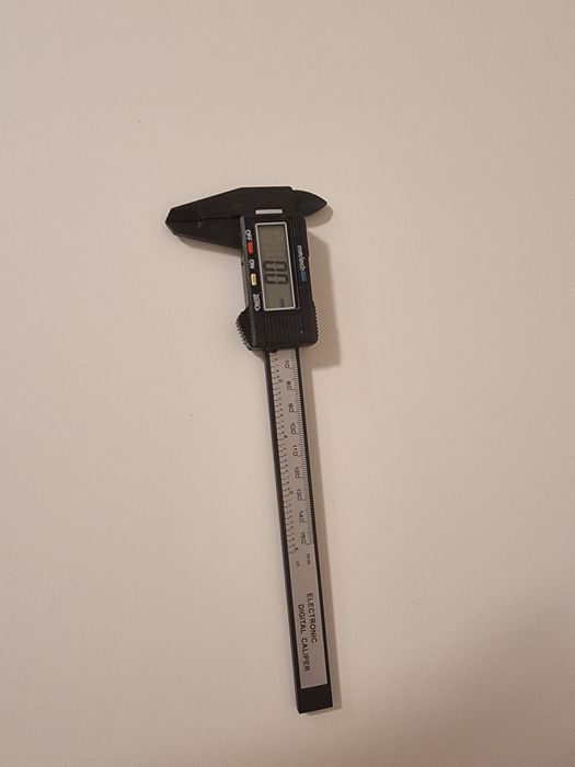 Subler digital din Plastic - 0,2mm precizie Nou