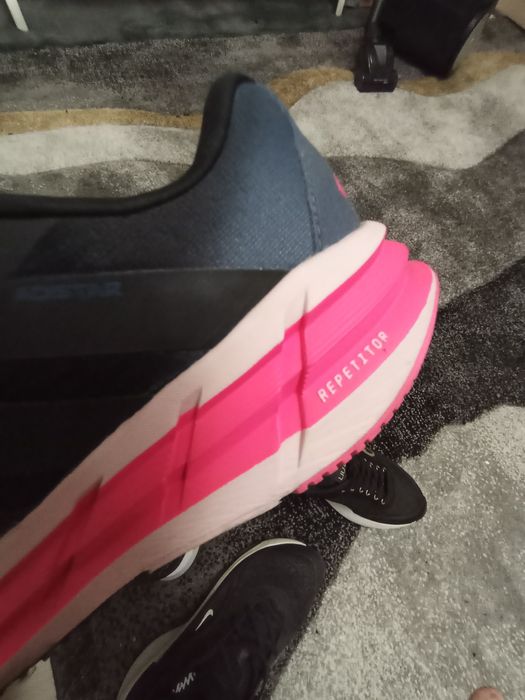 Дамски обувки и маратонки номер 37