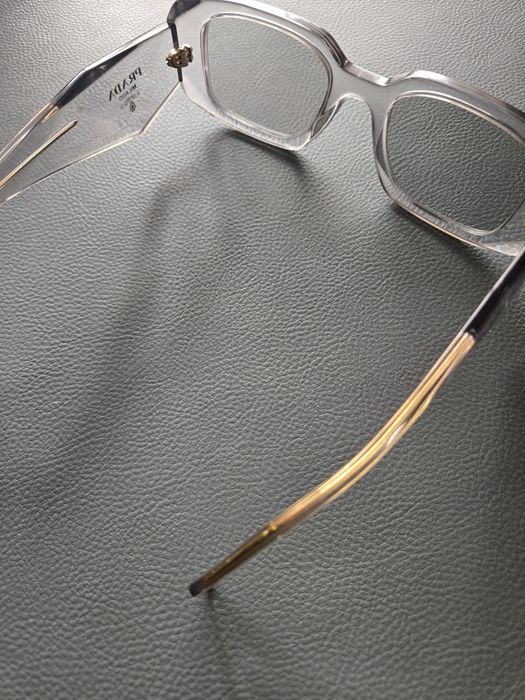 Слънчеви очила Prada