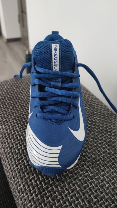 Ghete fotbal mărime 33 - noi