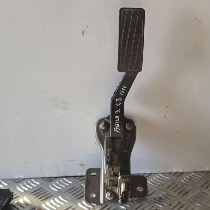 Pedala acceleratie Opel Agila B