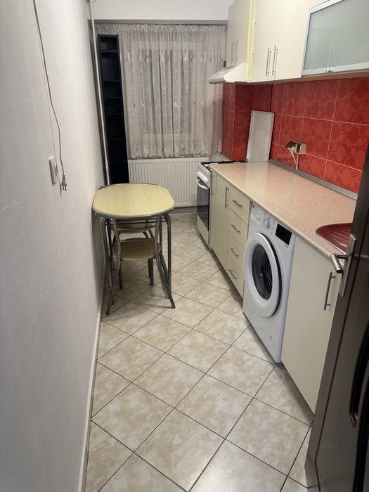PROPRIETAR, inchiriez garsoniera 45 mp fix langa Mall Vitan / Bucuresti Mall