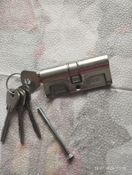 Продам сердцевину замка 2000