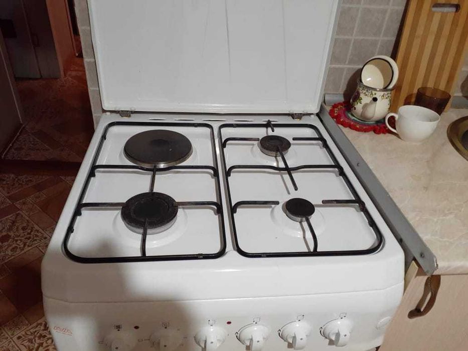 Продам комбинированную плиту