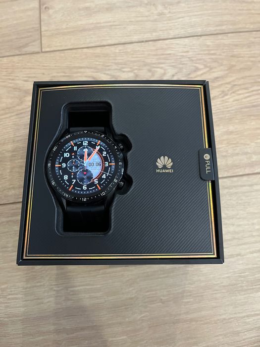 Смарт часовник Huawei Watch GT 2 46 мм, като нов, без следи от употреба, оригинална кутия