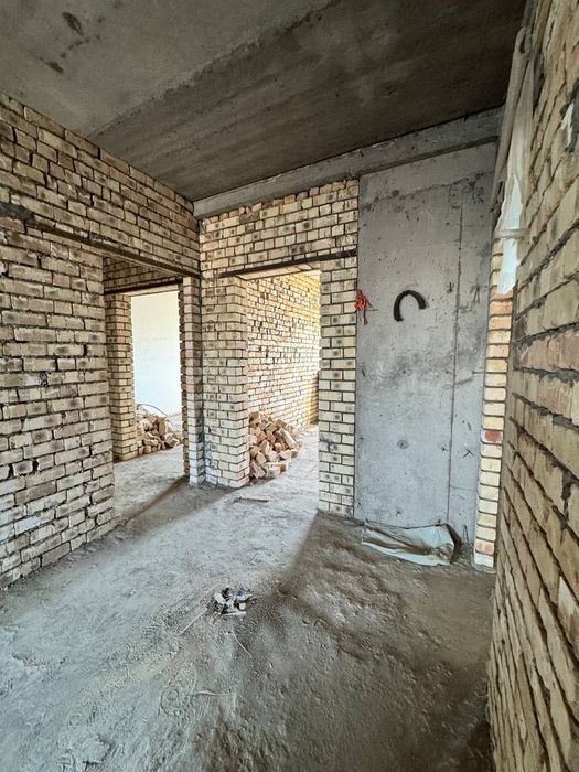 Продам квартиру в новостройке, в центре города, Лабзак корзинка, 124кв