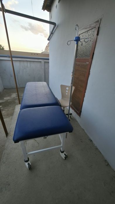 Перевязочный стол ва стул сотилади