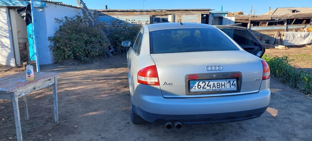 Продам автомобиль Ауди-А6