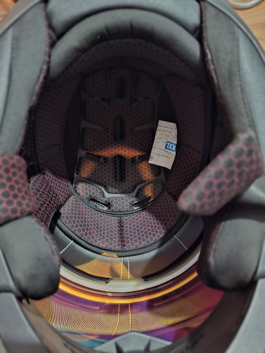 Продам! Мото шлем GIKE белый Dual Visor System (DVS)