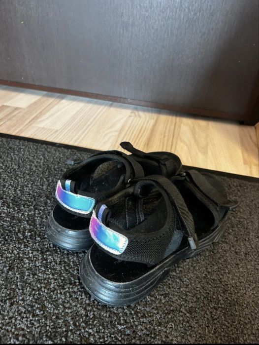 Vand sandale fetita marimea 35