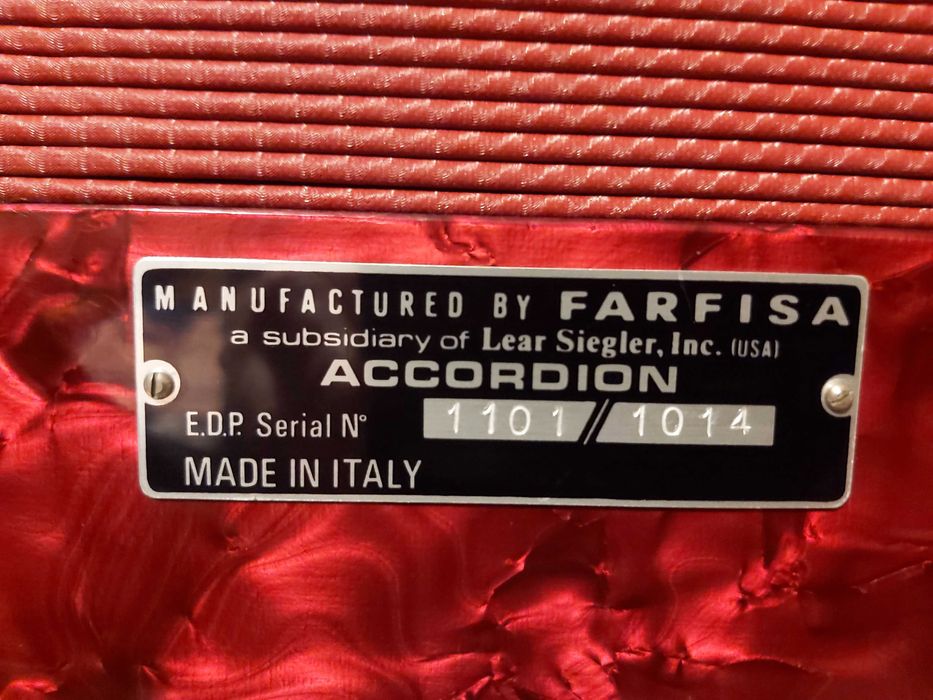 Акордеон Scandalli 96 баса