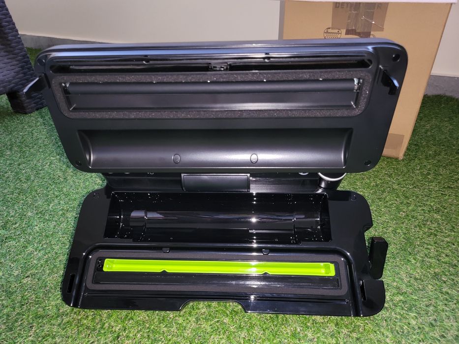 Уред за вакуумиране FoodSaver VS3190X
