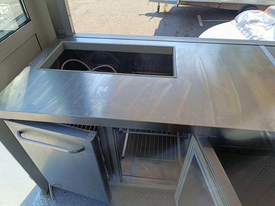 Търговска каравана кемпер -бира скара/Възможна съвместна работа