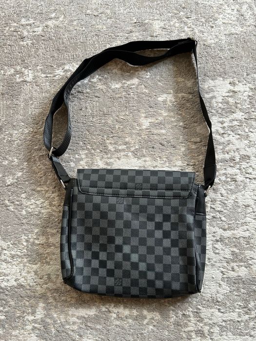 Louis Vuitton чанта