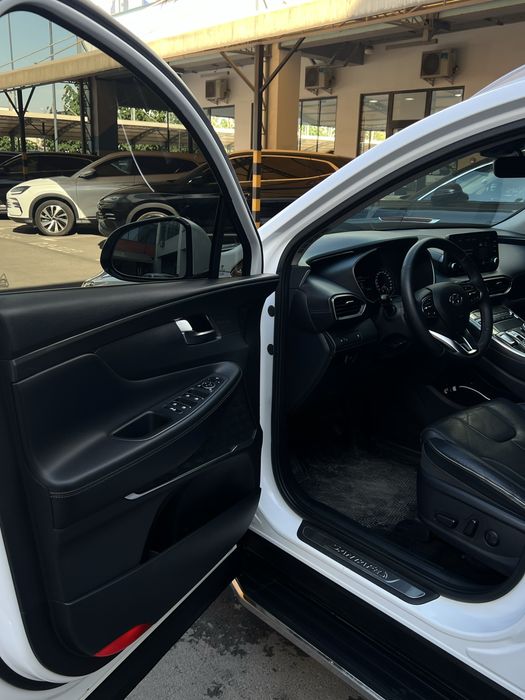 Hyundai santafe 2021 oq rang 2.5 mator toza