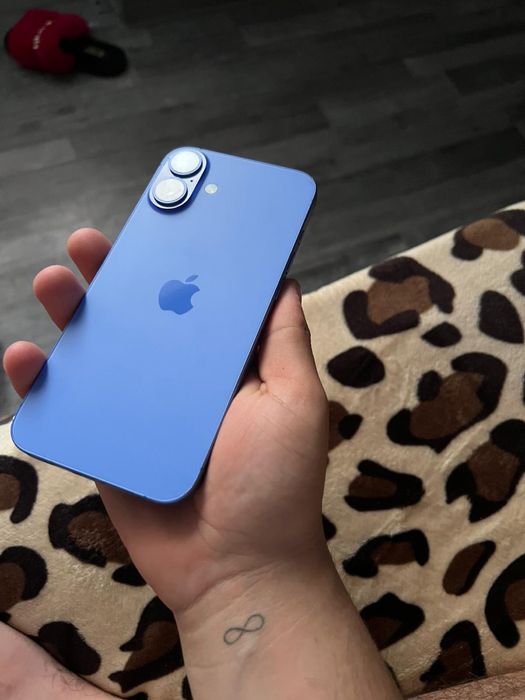 Iphone 16 plus.