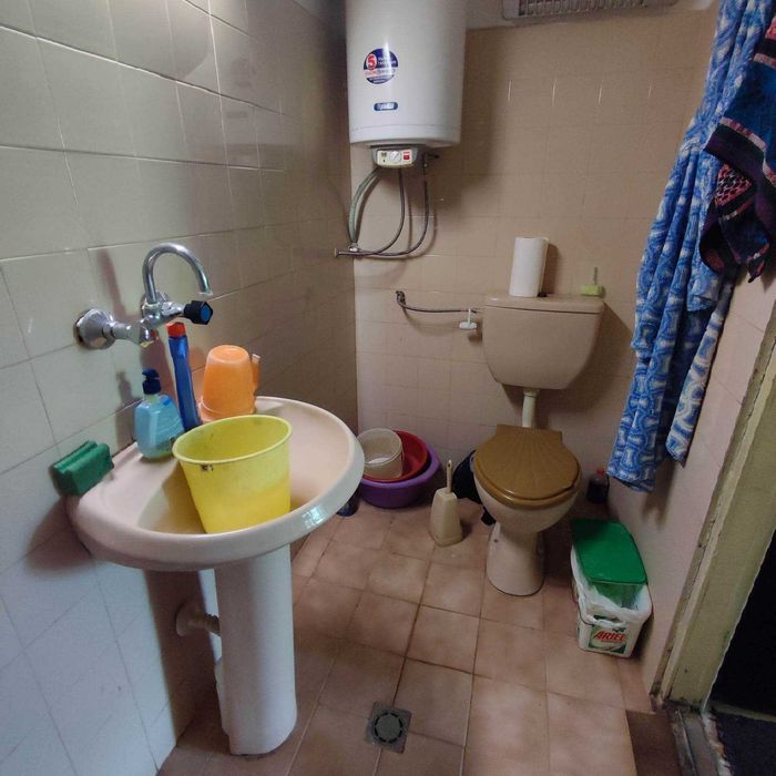 Продава се самостоятелна къща в с. Хан Крум, на 5 км от гр. Шумен