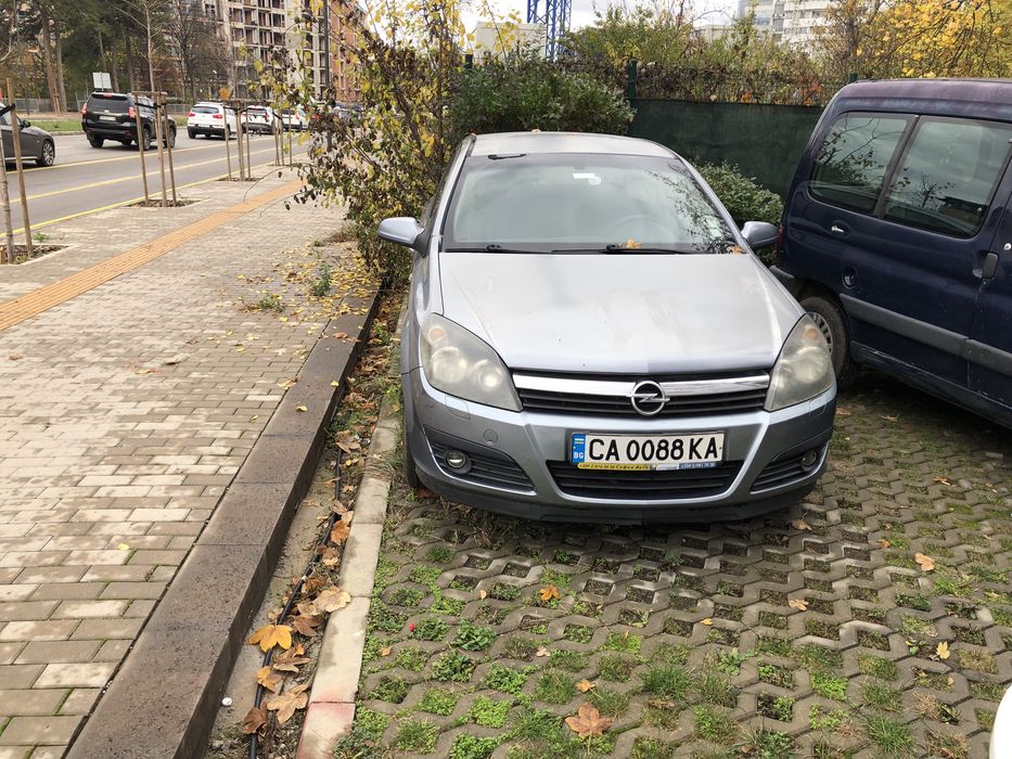 Опел Астра Н - първи и собственик