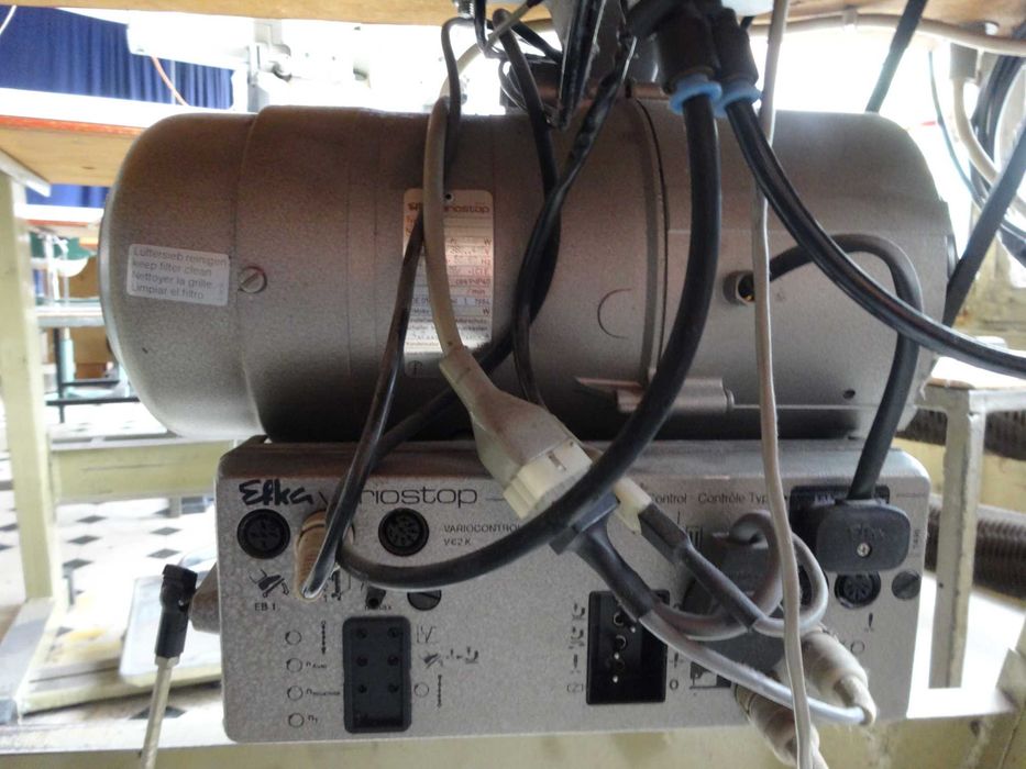 Покривна шевна машина Pegasus W600