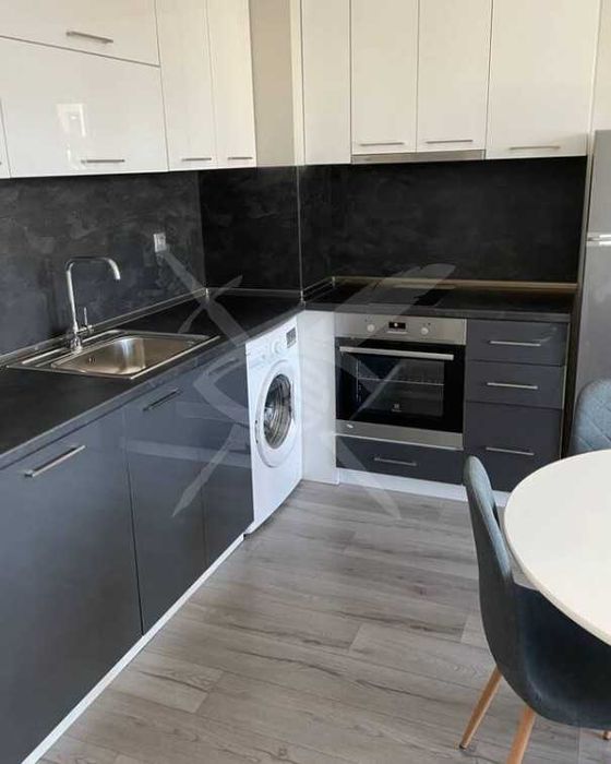 Дава се под наем Двустаен апартамент в Пловдив, Христо Смирненски - 70 кв.м за 525 € - Снимка #4