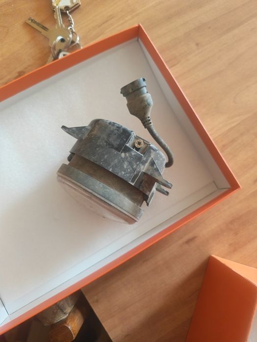 Продам противотуманки, led. Состояние отличное.