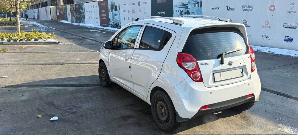 Продается SPARK Ravon R2