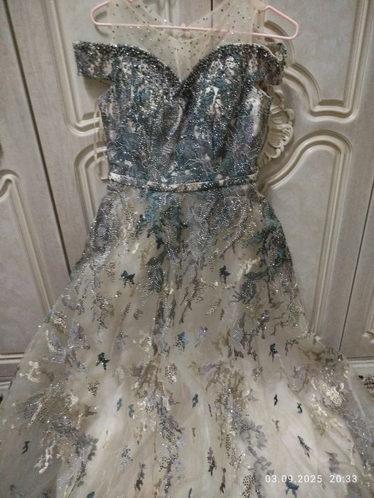 Женский одеждо Бу