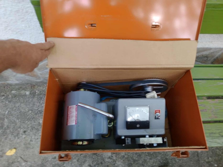 Вакуумна помпа Hitachi