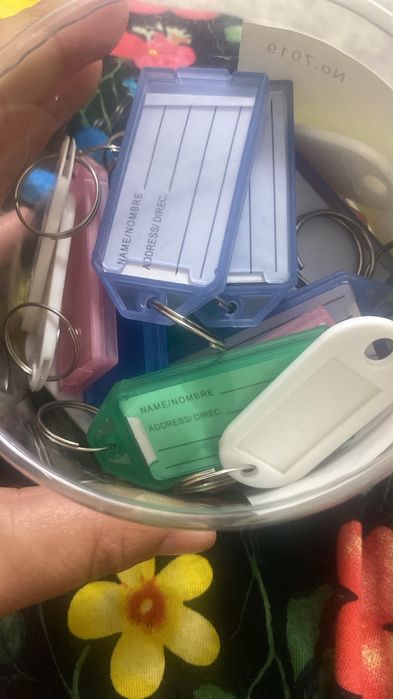 Продам номерки новые