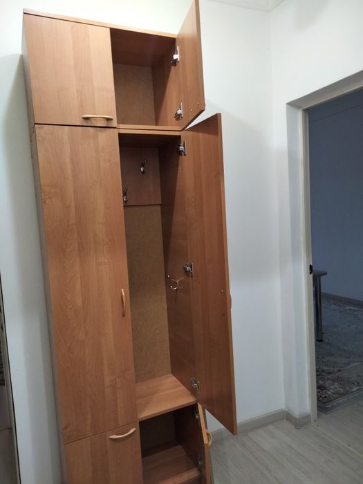 Прихожая шкаф...