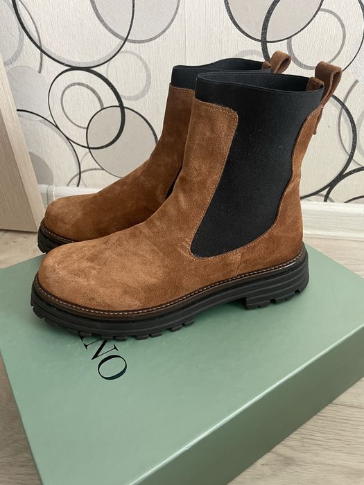 Продаю новые ботинки