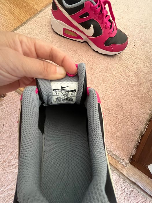 Маратонки Nike за момиче