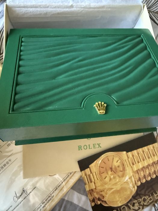 Часовник Rolex нов