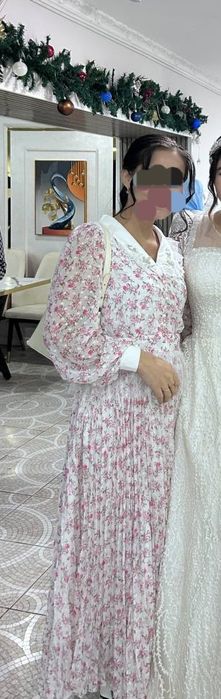 Көйлек сатылады.