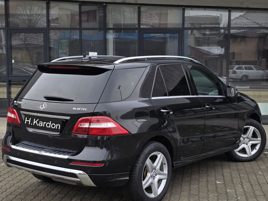 Mercedes ML350 Pachet AMG 2014 Curat
MotoMerrizare 3.0d 272cp
Euro6
An