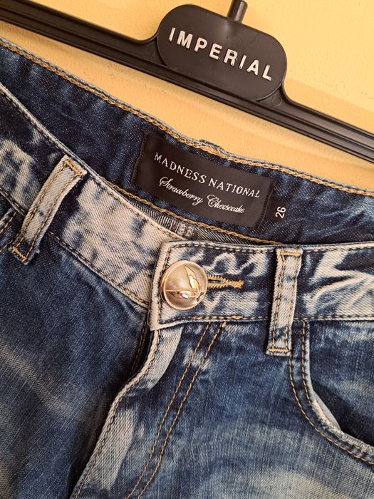 Къси панталонки Alessa,Madness National, Rosso Disera