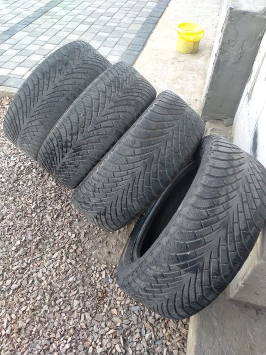 Продам резину в хорошем состоянии
