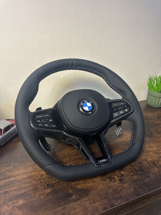 Volan BMW M CS cu padele, incalzire si vibratii G20 G22 G30 G31 G32
