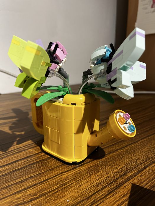 Lego цветы в лейке не оригинал