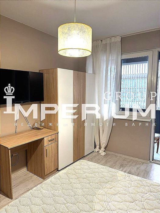 Дава се под наем Тристаен апартамент в Варна, Младост 1 - 120 кв.м за 714 € - Снимка #9