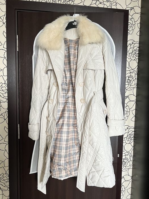 trench burberry second hand si noi de vanzare Anunturi OLX.ro