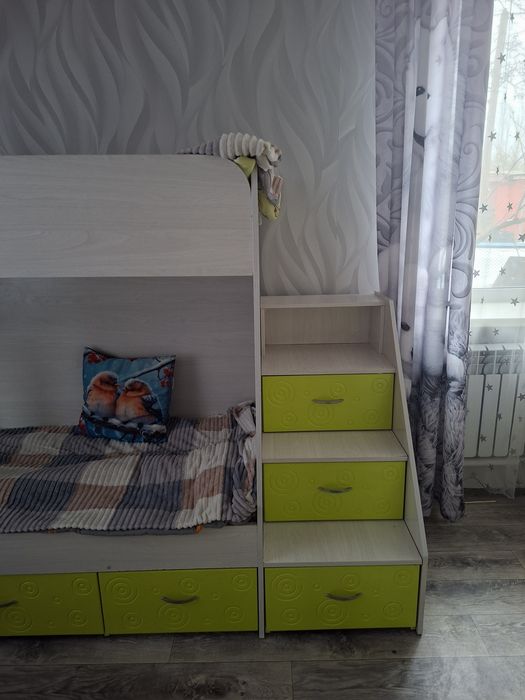 Продам детский гарнитур