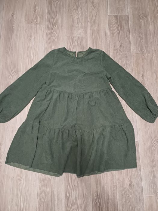 Продам новое платье