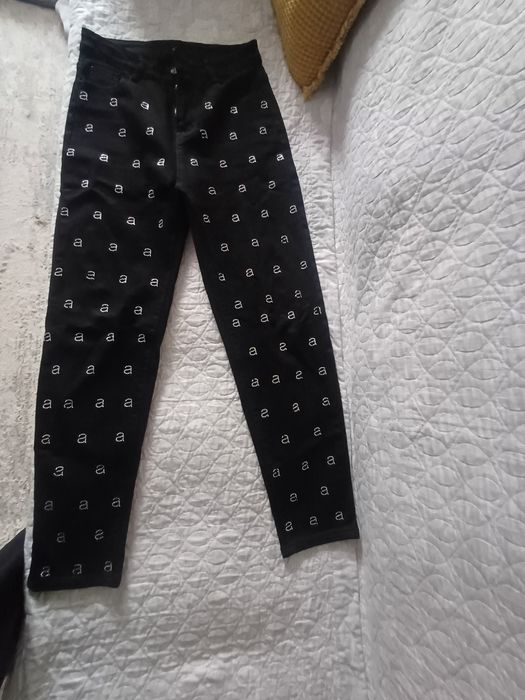 Женские джинсы для девушек