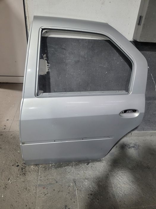 Ușa stânga spate logan