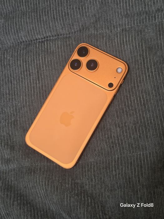 iPhone X / iPhone 17 Pro