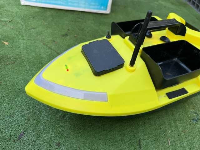 Barcuta Plantat Momeala, 3 cuve, GPS, 2 motoare