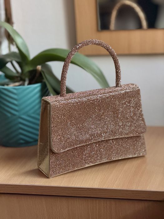 Дамски чанти – Versace, Steve Madden, Kendall & Kylie