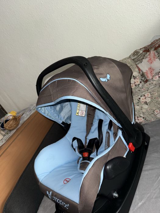 Scoica auto cu baza isofix